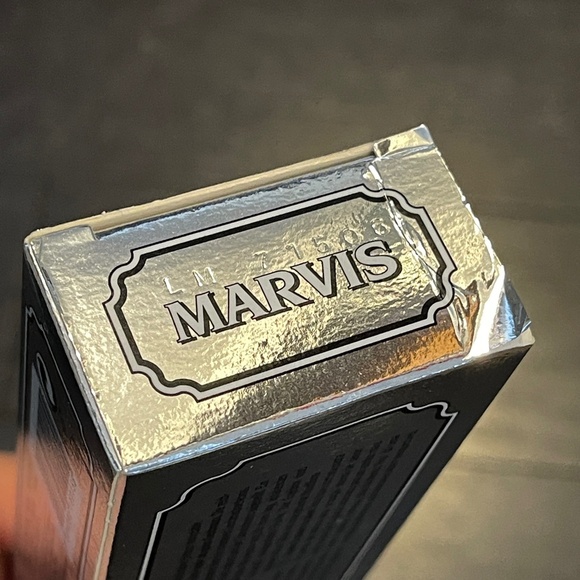 MARVIS Smokers Whitening Mint Full Size 75ml Toothpaste Arctic Shiver Cool Mint - Picture 6 of 7